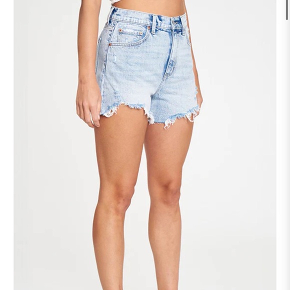 THE KNOCKOUT HIGH RISE SHORT - Picture 2 of 9